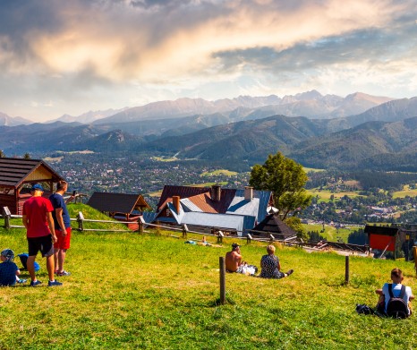 From Krakow: Zakopane Day Trip With Cheese Tasting & Gubałówka Funicular Ride - Hotel Pick-up
