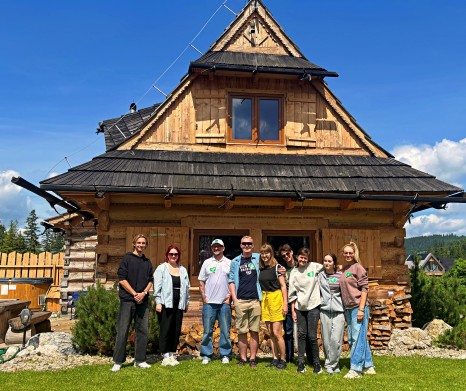 From Krakow: Zakopane, Funicular, Thermal Baths Day Trip