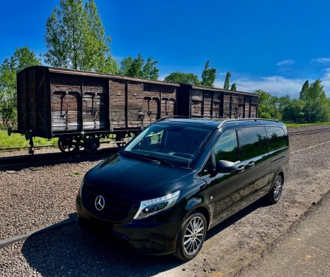 Auschwitz-Birkenau Guided Tour from Krakow - Private Transport